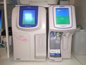 全自動血球CRP、HbA1c、PT-INR分析装置
